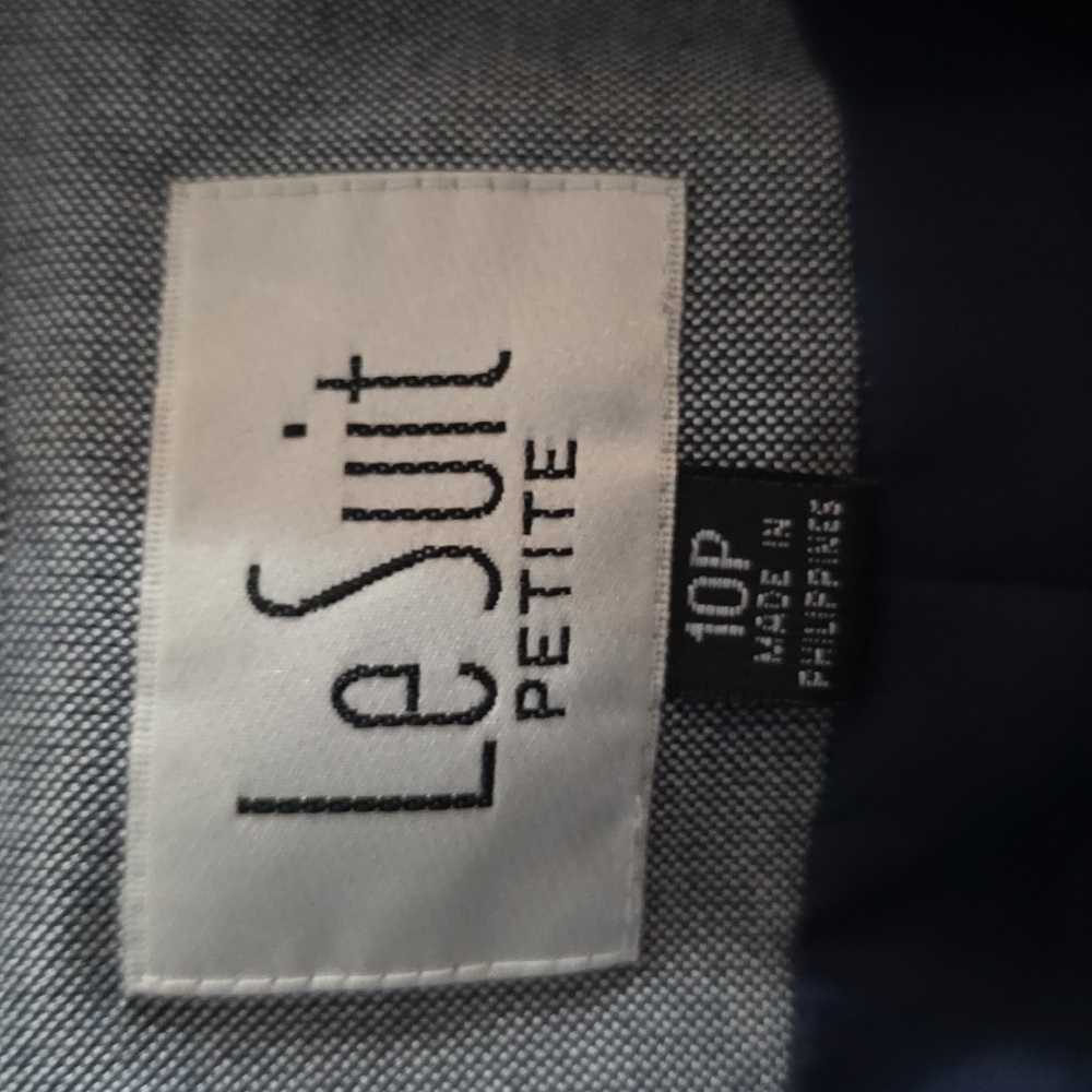 Le Suit Petite Women's Blazer/Skirt Suit Navy?‎ Classic Career Sz 10P GUC *READ* - Picture 2 of 15
